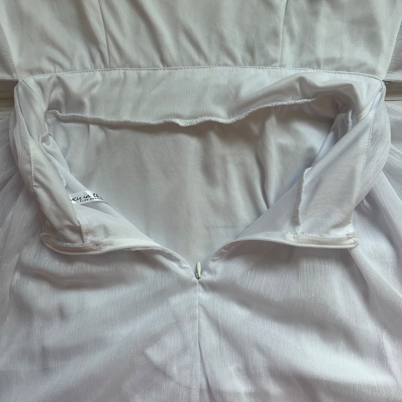 Lucy in the Sky White Women's NEIA Ruffle Chiffon White Dress Size M - Picture 7 of 13